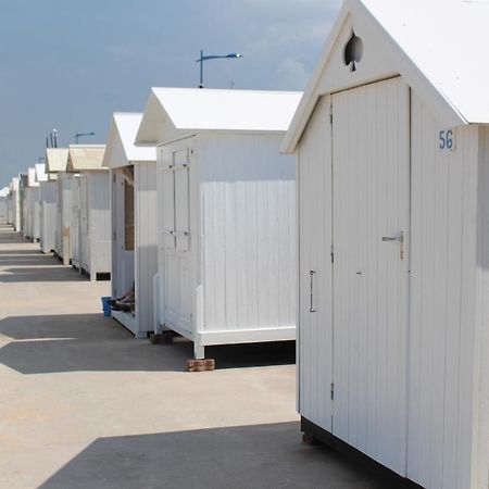 Charmante Maisonnette Avec Terrasse A 100M De La Plage Langrune-sur-Mer Exterior foto